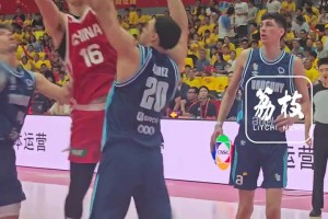 逆天大帽！国家队的焦泊乔 进攻防守一肩挑 半场6分7板